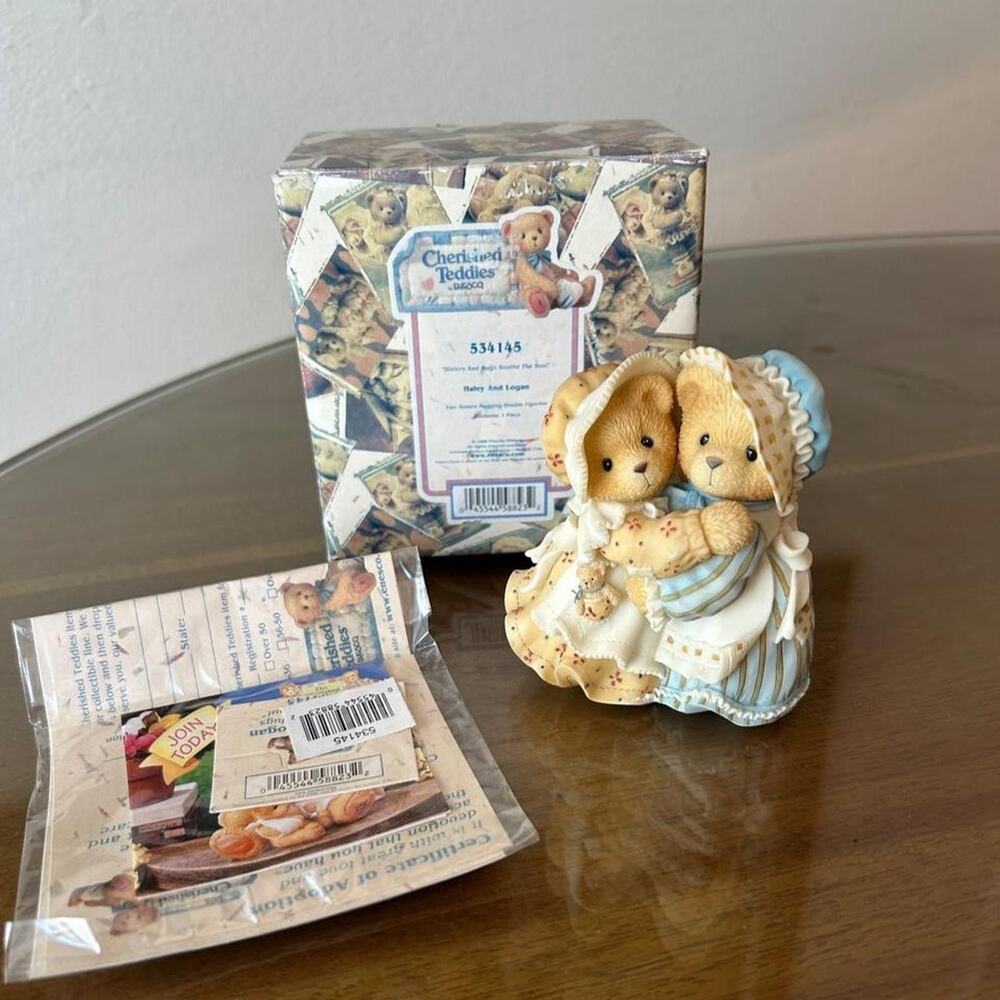 1998 Haley & Logan Cherished Teddies figurine "Sisters and Hugs Soothe the Soul”